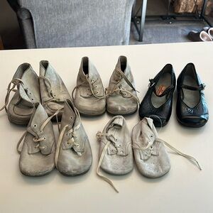 ANTIQUE BABY SHOES. 6 Pairs